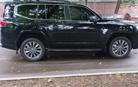 Toyota Land Cruiser, 2024 год, 9 900 000 рублей, 4 фотография