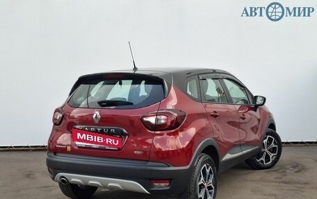 Renault Kaptur I рестайлинг, 2019 год, 1 700 000 рублей, 5 фотография