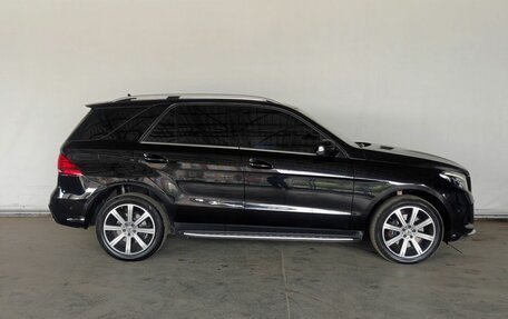 Mercedes-Benz GLE, 2017 год, 3 070 000 рублей, 5 фотография