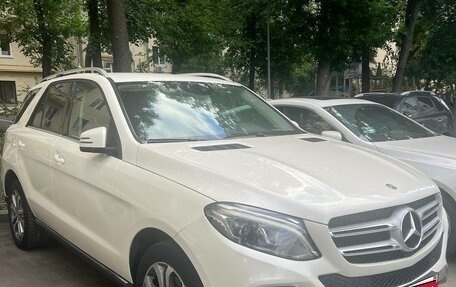 Mercedes-Benz GLE, 2018 год, 3 250 000 рублей, 11 фотография