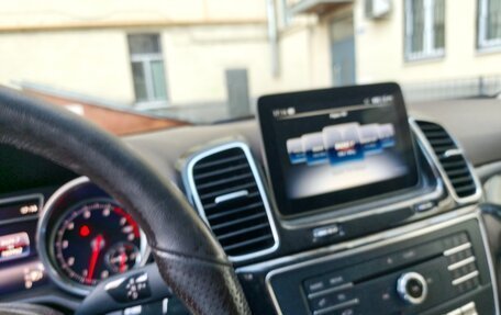 Mercedes-Benz GLE, 2018 год, 3 250 000 рублей, 33 фотография