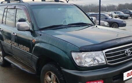 Toyota Land Cruiser 100 рестайлинг 2, 1998 год, 1 700 000 рублей, 3 фотография