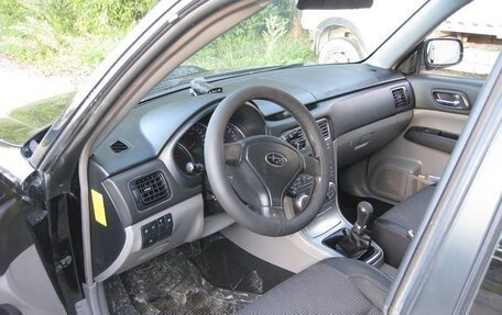 Subaru Forester, 2004 год, 700 000 рублей, 4 фотография
