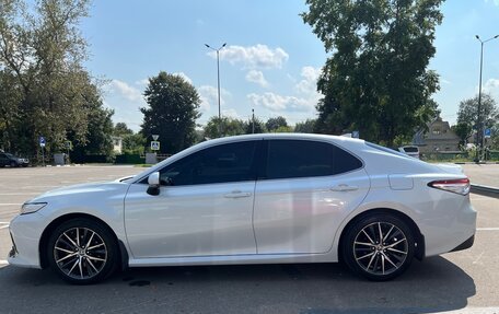 Toyota Camry, 2021 год, 3 250 000 рублей, 7 фотография