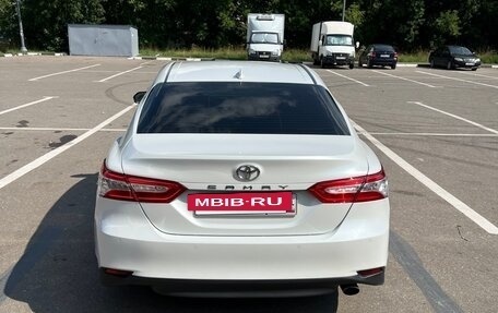 Toyota Camry, 2021 год, 3 250 000 рублей, 5 фотография