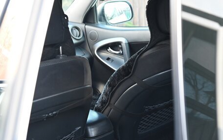 Toyota RAV4, 2010 год, 1 550 000 рублей, 10 фотография