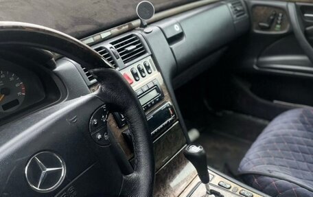 Mercedes-Benz E-Класс, 1999 год, 500 000 рублей, 4 фотография