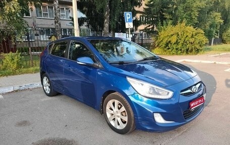Hyundai Solaris II рестайлинг, 2013 год, 950 000 рублей, 1 фотография