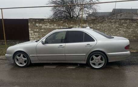 Mercedes-Benz E-Класс, 1999 год, 500 000 рублей, 16 фотография