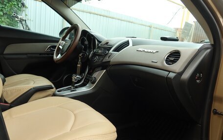 Chevrolet Cruze II, 2013 год, 875 000 рублей, 12 фотография
