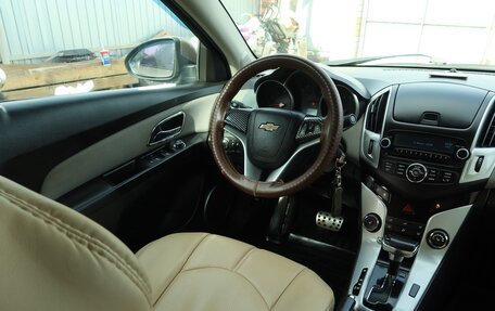 Chevrolet Cruze II, 2013 год, 875 000 рублей, 17 фотография