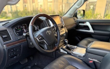 Toyota Land Cruiser 200, 2016 год, 3 890 000 рублей, 4 фотография