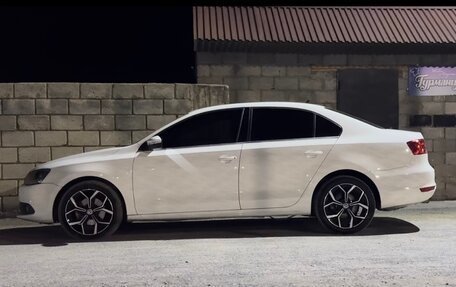 Volkswagen Jetta VI, 2012 год, 720 000 рублей, 3 фотография