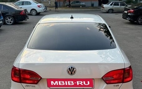 Volkswagen Jetta VI, 2012 год, 720 000 рублей, 8 фотография