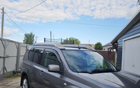 Nissan X-Trail, 2010 год, 980 000 рублей, 2 фотография