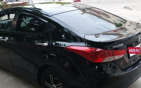 Hyundai Elantra V, 2013 год, 995 000 рублей, 4 фотография