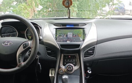 Hyundai Elantra V, 2013 год, 995 000 рублей, 16 фотография