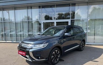 Mitsubishi Outlander III рестайлинг 3, 2021 год, 3 000 000 рублей, 1 фотография