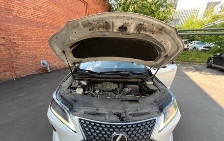 Lexus RX IV рестайлинг, 2019 год, 4 000 000 рублей, 12 фотография