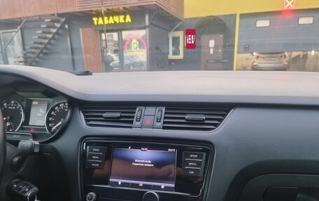 Skoda Octavia, 2017 год, 670 000 рублей, 5 фотография