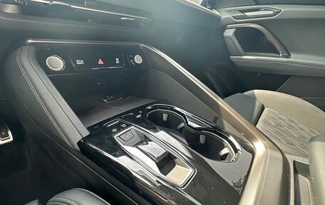 Audi Q5, 2026 год, 6 150 000 рублей, 15 фотография