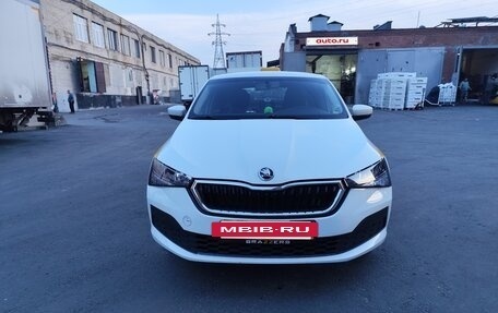Skoda Rapid II, 2021 год, 800 000 рублей, 2 фотография