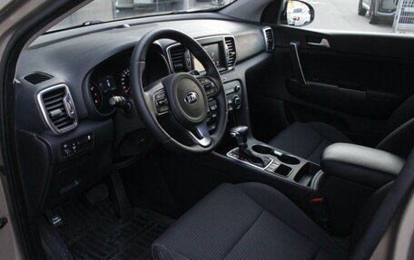KIA Sportage IV рестайлинг, 2017 год, 2 100 000 рублей, 7 фотография