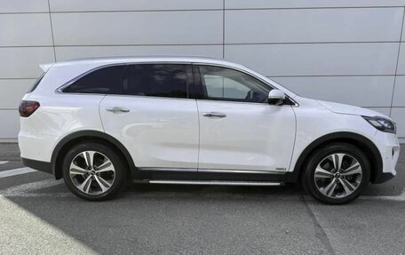 KIA Sorento II рестайлинг, 2018 год, 2 455 000 рублей, 3 фотография