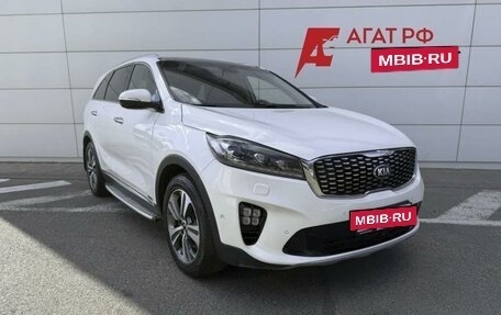 KIA Sorento II рестайлинг, 2018 год, 2 455 000 рублей, 2 фотография