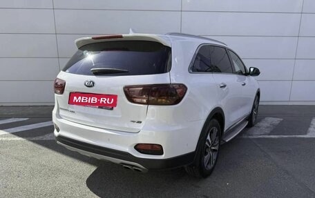 KIA Sorento II рестайлинг, 2018 год, 2 455 000 рублей, 4 фотография