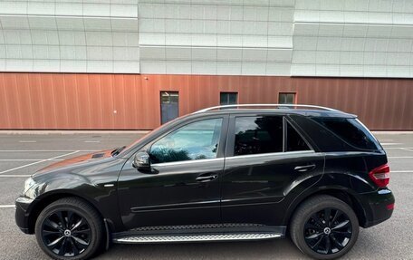 Mercedes-Benz M-Класс, 2011 год, 1 870 000 рублей, 3 фотография