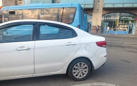 KIA Rio III рестайлинг, 2015 год, 300 000 рублей, 2 фотография