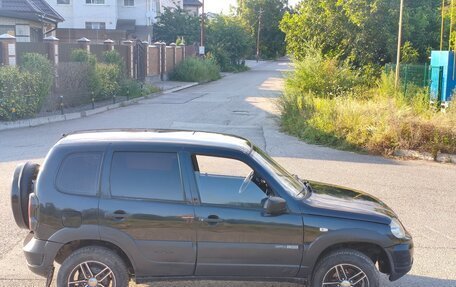 Chevrolet Niva I рестайлинг, 2015 год, 600 000 рублей, 6 фотография