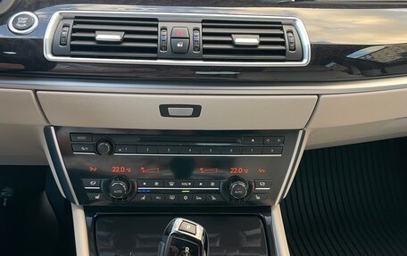 BMW 5 серия, 2012 год, 2 100 000 рублей, 15 фотография