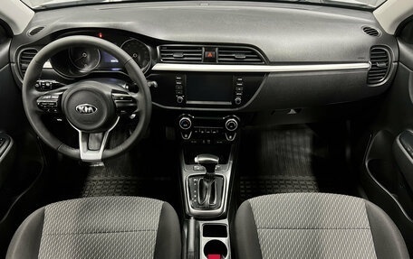 KIA Rio IV, 2018 год, 1 345 000 рублей, 10 фотография
