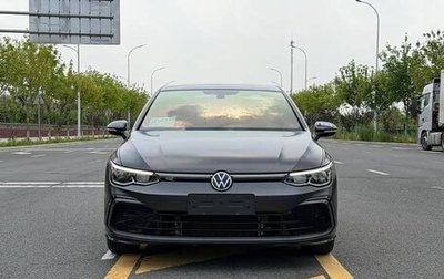 Volkswagen Golf VIII, 2023 год, 1 925 000 рублей, 1 фотография