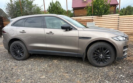 Jaguar F-Pace, 2017 год, 2 300 000 рублей, 3 фотография
