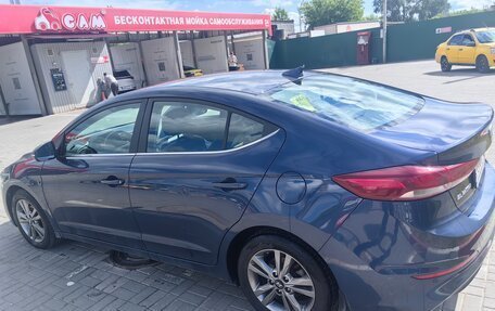 Hyundai Elantra VI рестайлинг, 2017 год, 1 200 000 рублей, 8 фотография