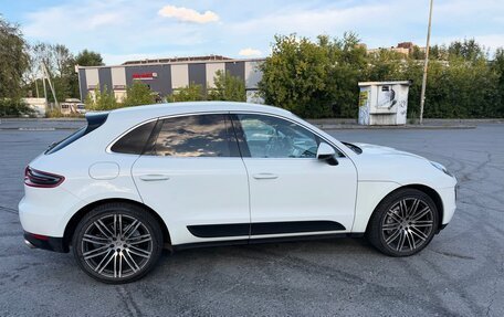 Porsche Macan I рестайлинг, 2015 год, 3 200 000 рублей, 3 фотография