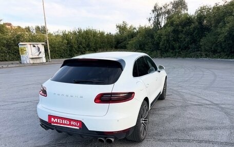 Porsche Macan I рестайлинг, 2015 год, 3 200 000 рублей, 4 фотография