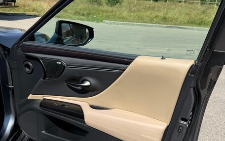 Lexus ES VII, 2019 год, 4 050 000 рублей, 11 фотография