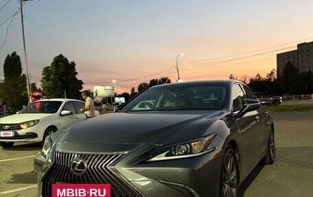 Lexus ES VII, 2019 год, 4 050 000 рублей, 3 фотография