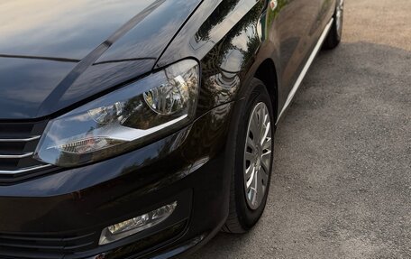 Volkswagen Polo VI (EU Market), 2017 год, 1 100 000 рублей, 8 фотография