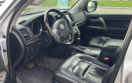Toyota Land Cruiser 200, 2011 год, 2 200 000 рублей, 9 фотография