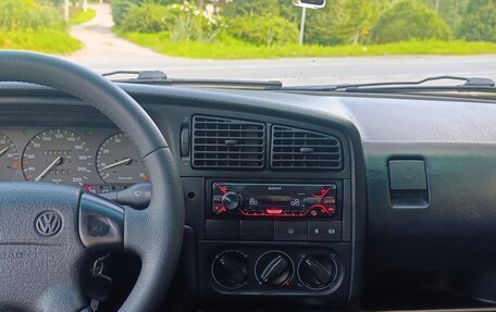 Volkswagen Passat B4, 1993 год, 230 000 рублей, 8 фотография