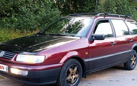 Volkswagen Passat B4, 1993 год, 230 000 рублей, 2 фотография