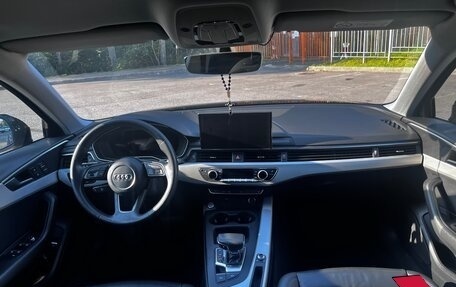 Audi A4, 2020 год, 2 900 000 рублей, 8 фотография