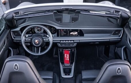 Porsche 911, 2024 год, 18 458 780 рублей, 9 фотография