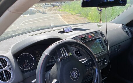 Volkswagen Tiguan I, 2011 год, 900 000 рублей, 16 фотография