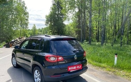 Volkswagen Tiguan I, 2011 год, 900 000 рублей, 23 фотография